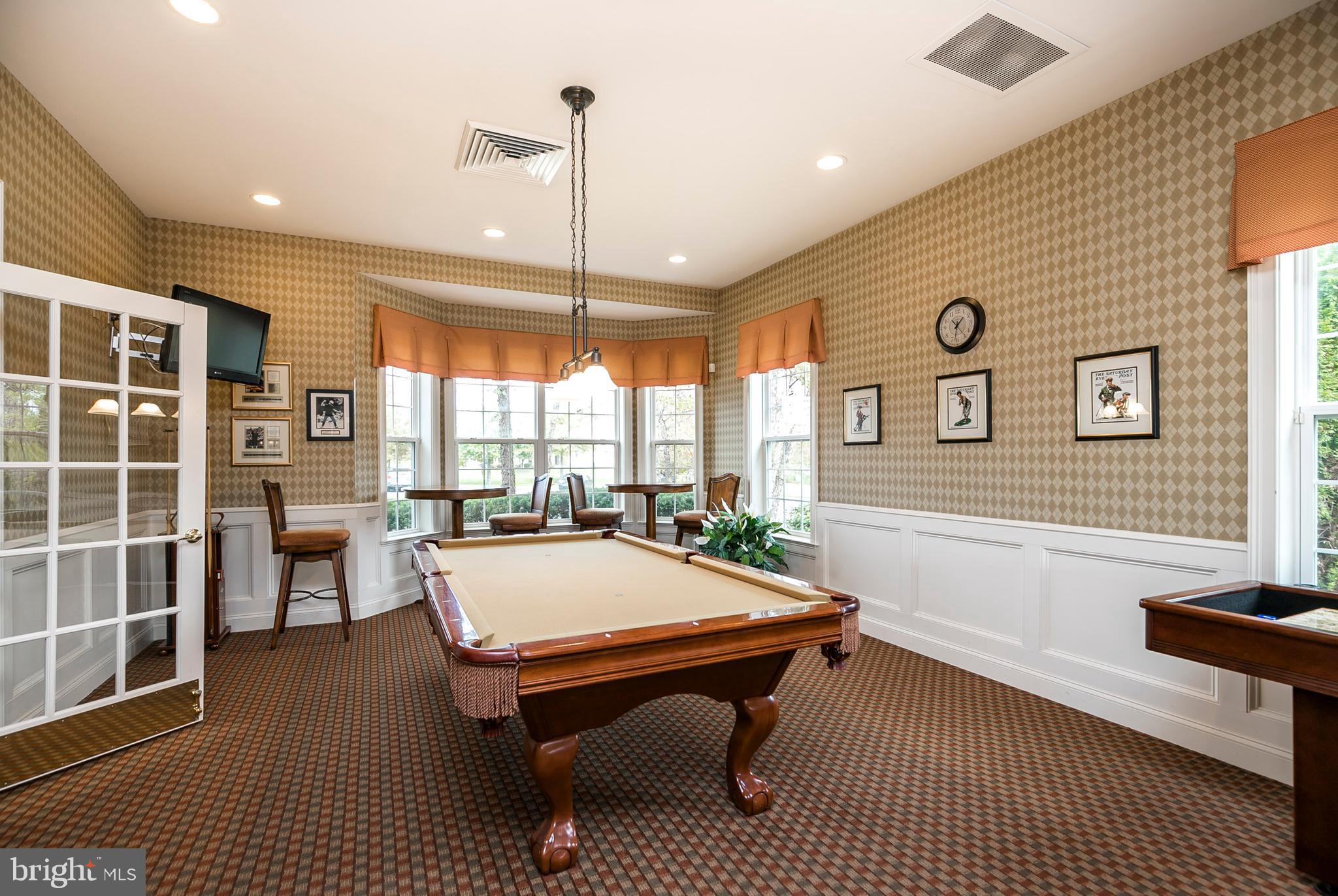 THE VILLAS AT LINFIE - Residential