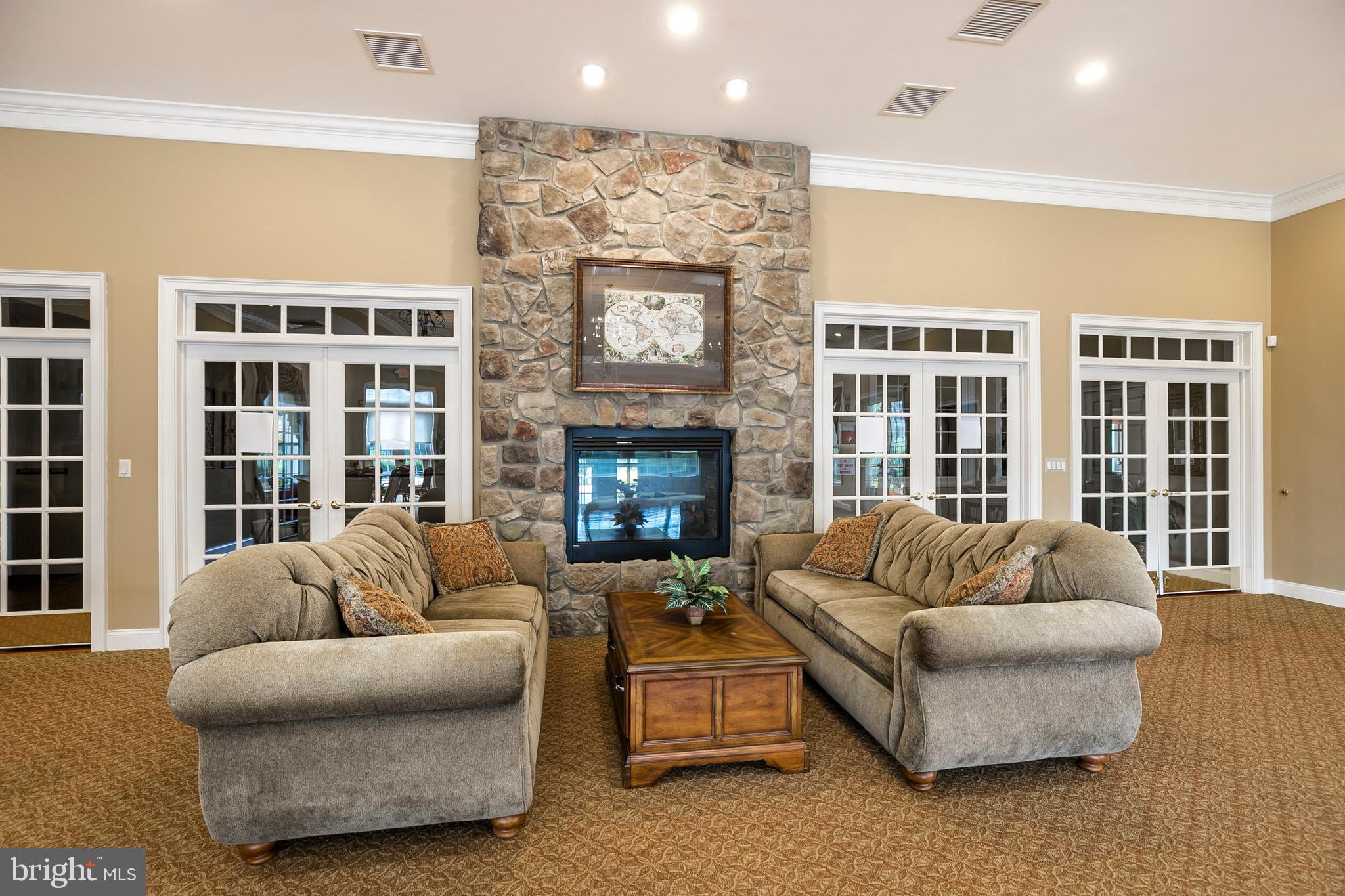 THE VILLAS AT LINFIE - Residential