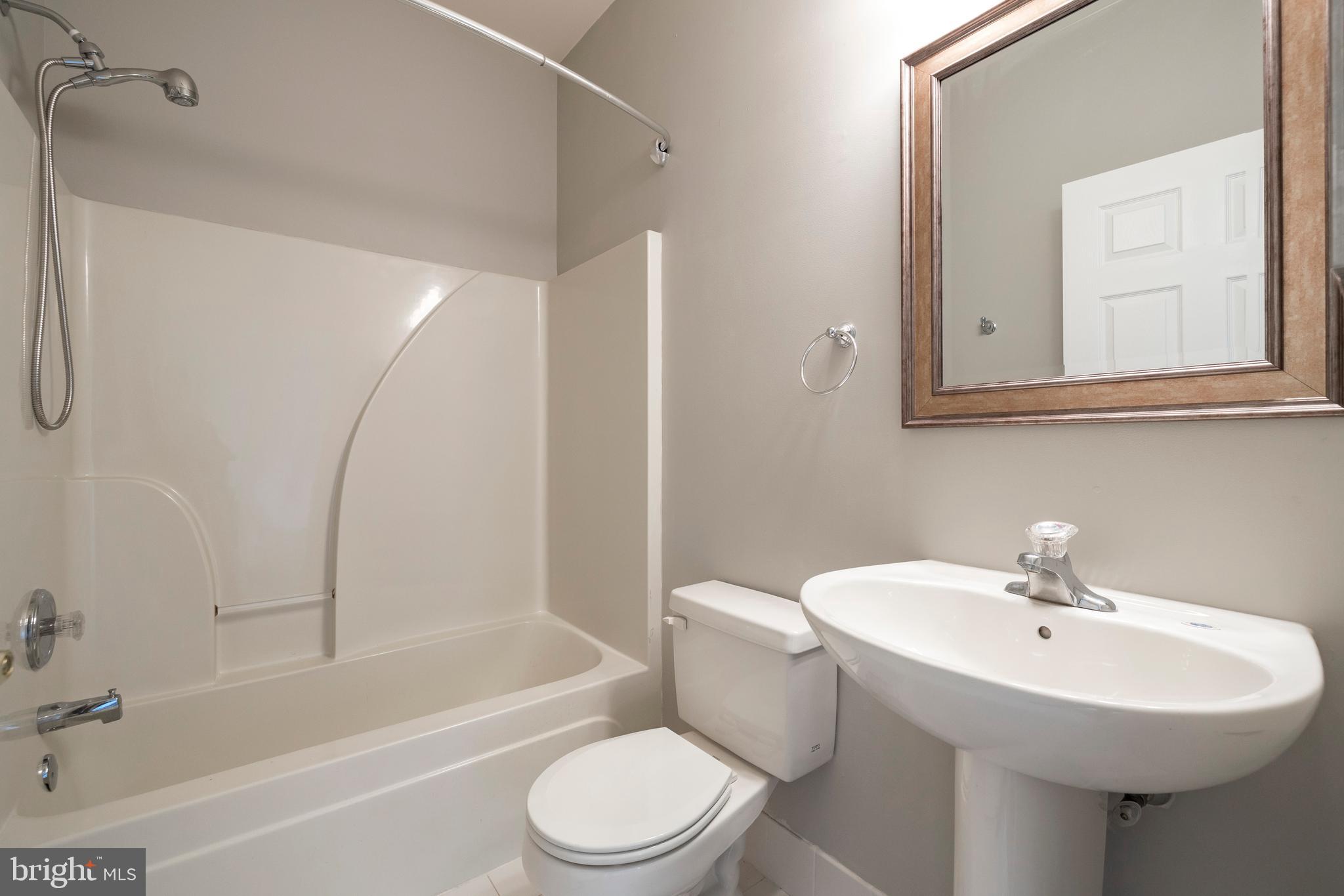 THE VILLAS AT LINFIE - Residential