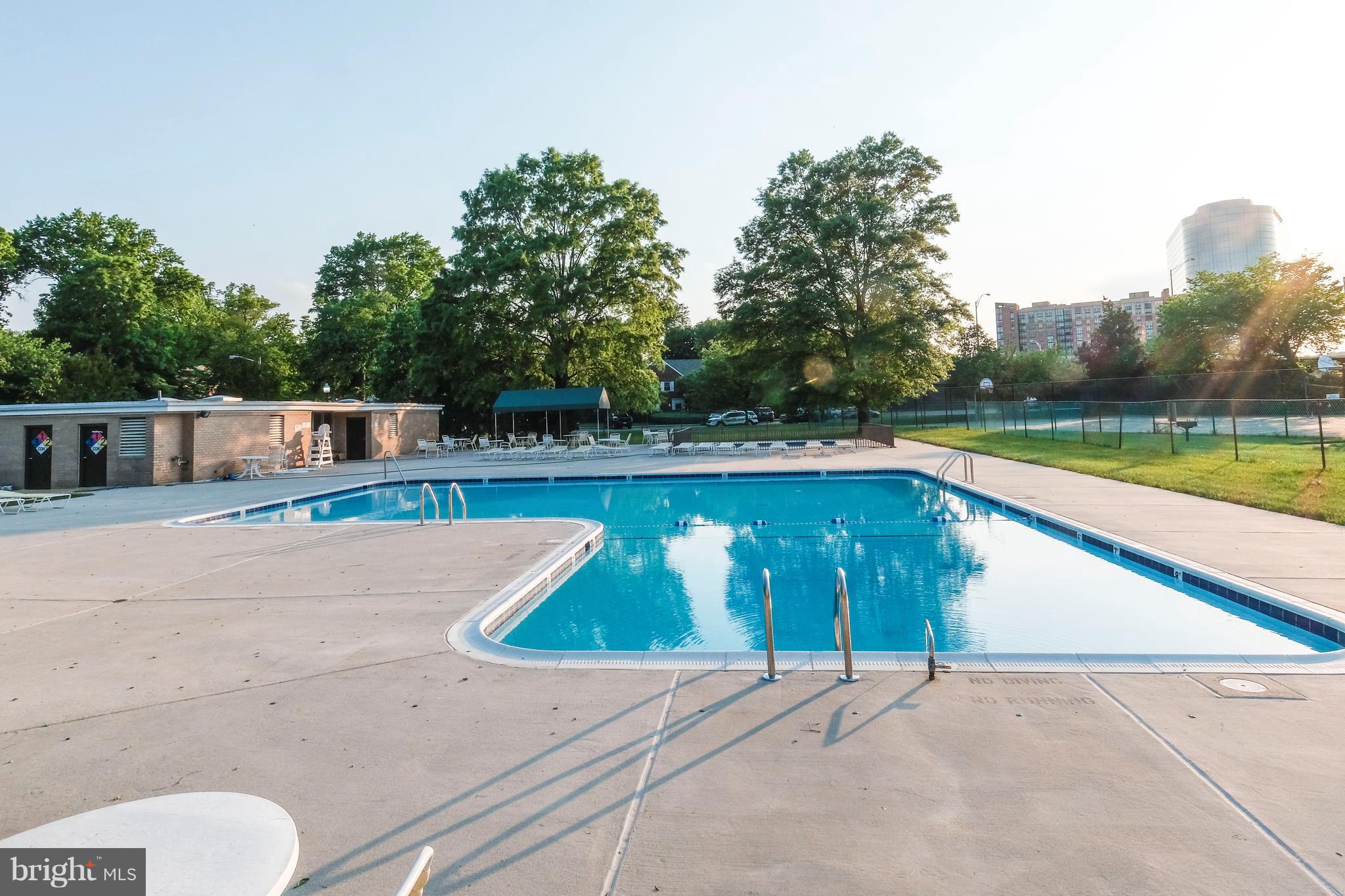 PARC EAST - Residential Lease