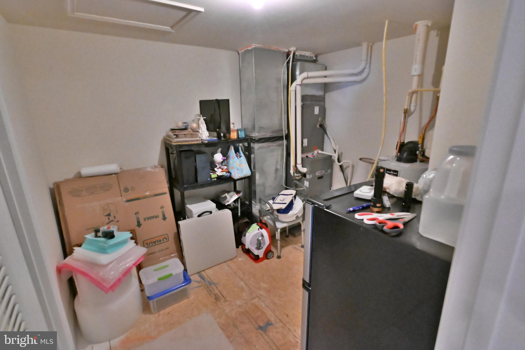 LAKELANDS AT EASTON - Residential