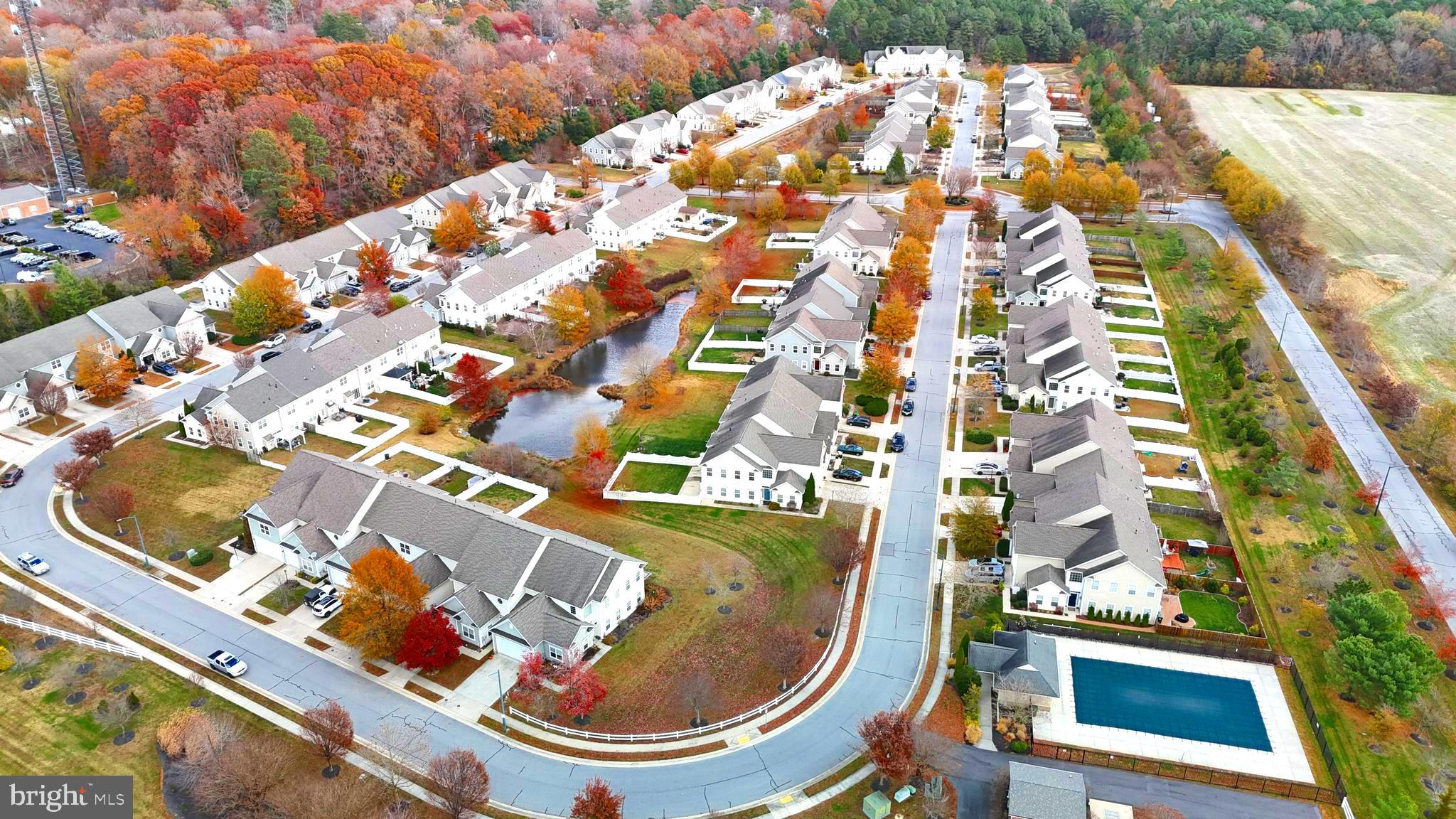 LAKELANDS AT EASTON - Residential