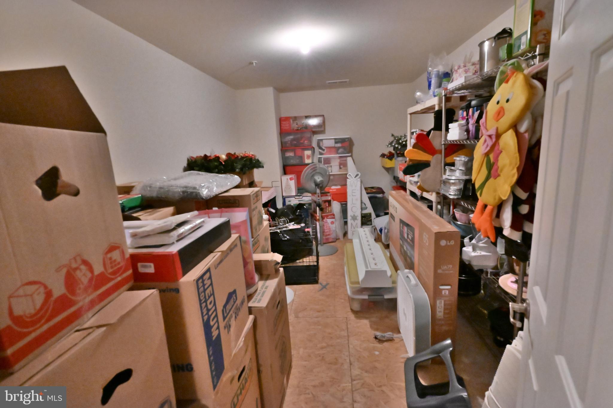 LAKELANDS AT EASTON - Residential