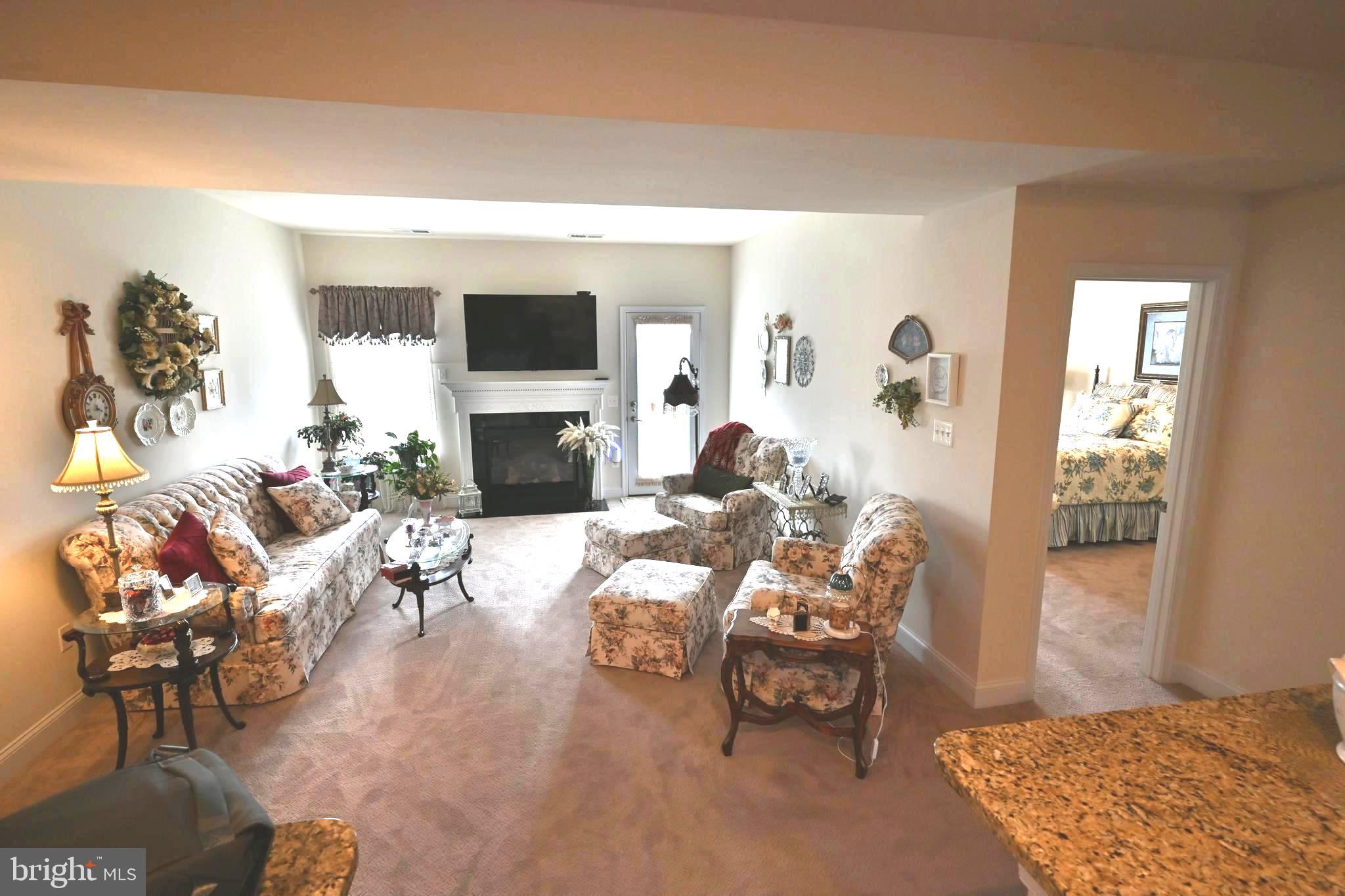 LAKELANDS AT EASTON - Residential