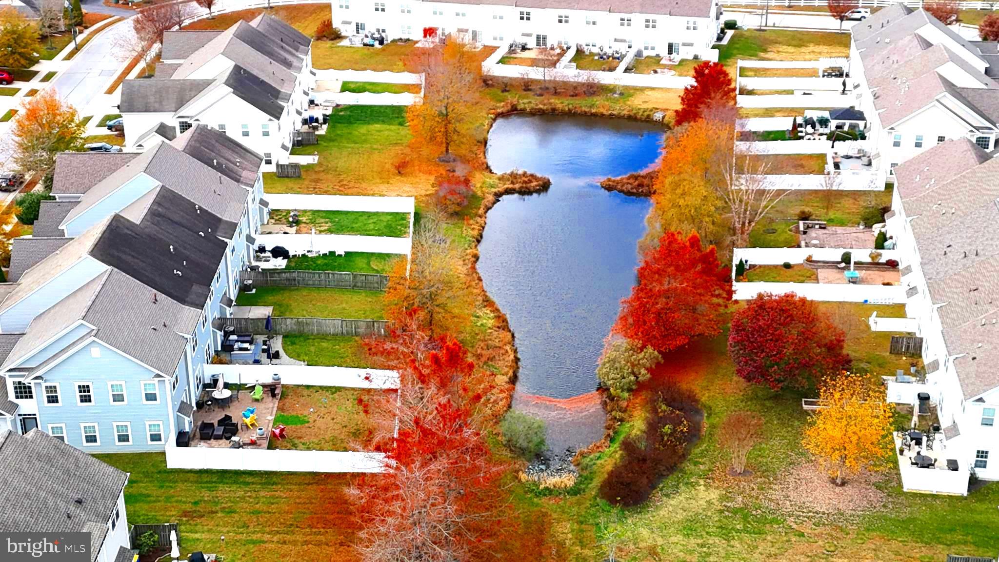 LAKELANDS AT EASTON - Residential