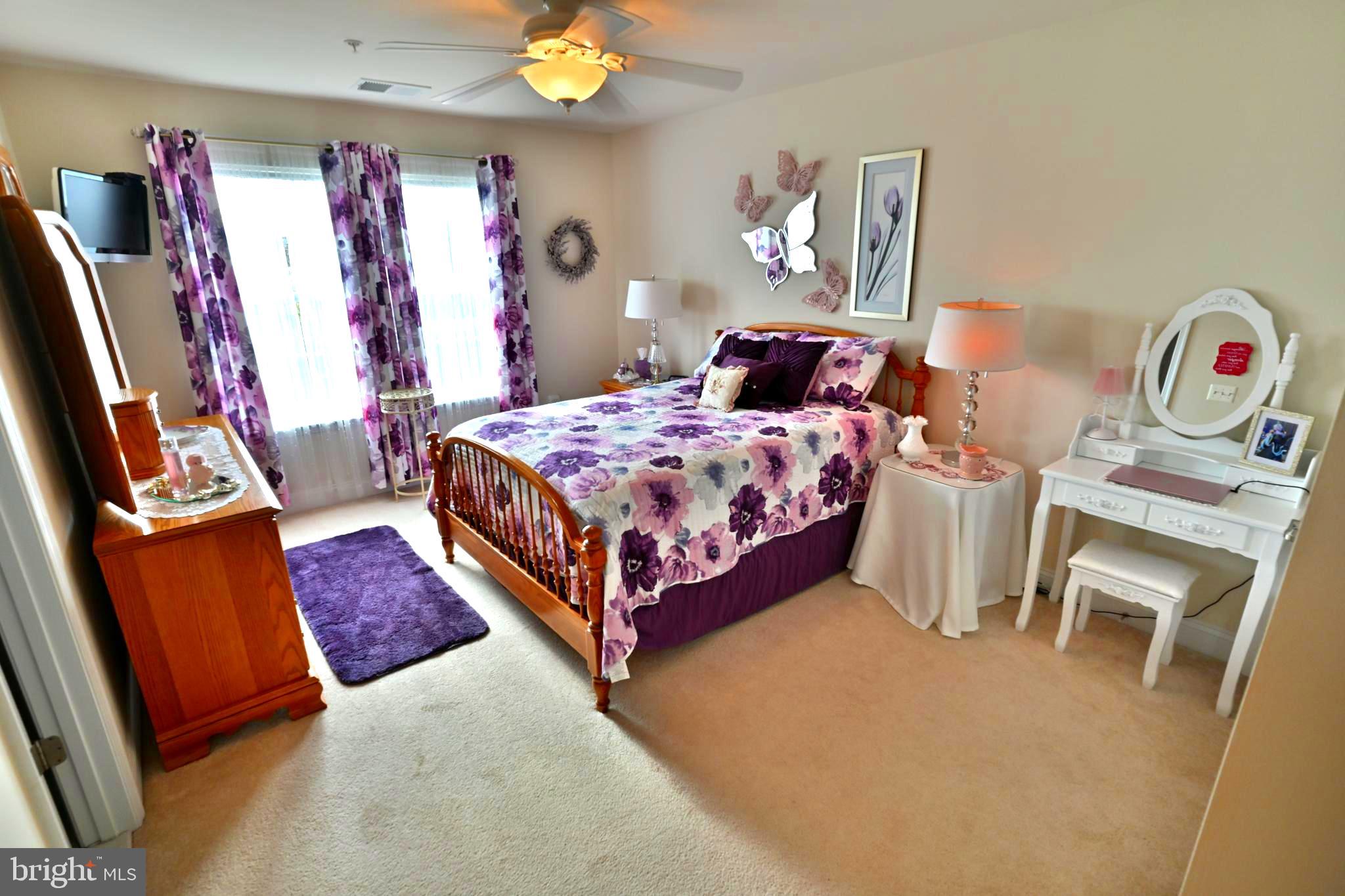 LAKELANDS AT EASTON - Residential