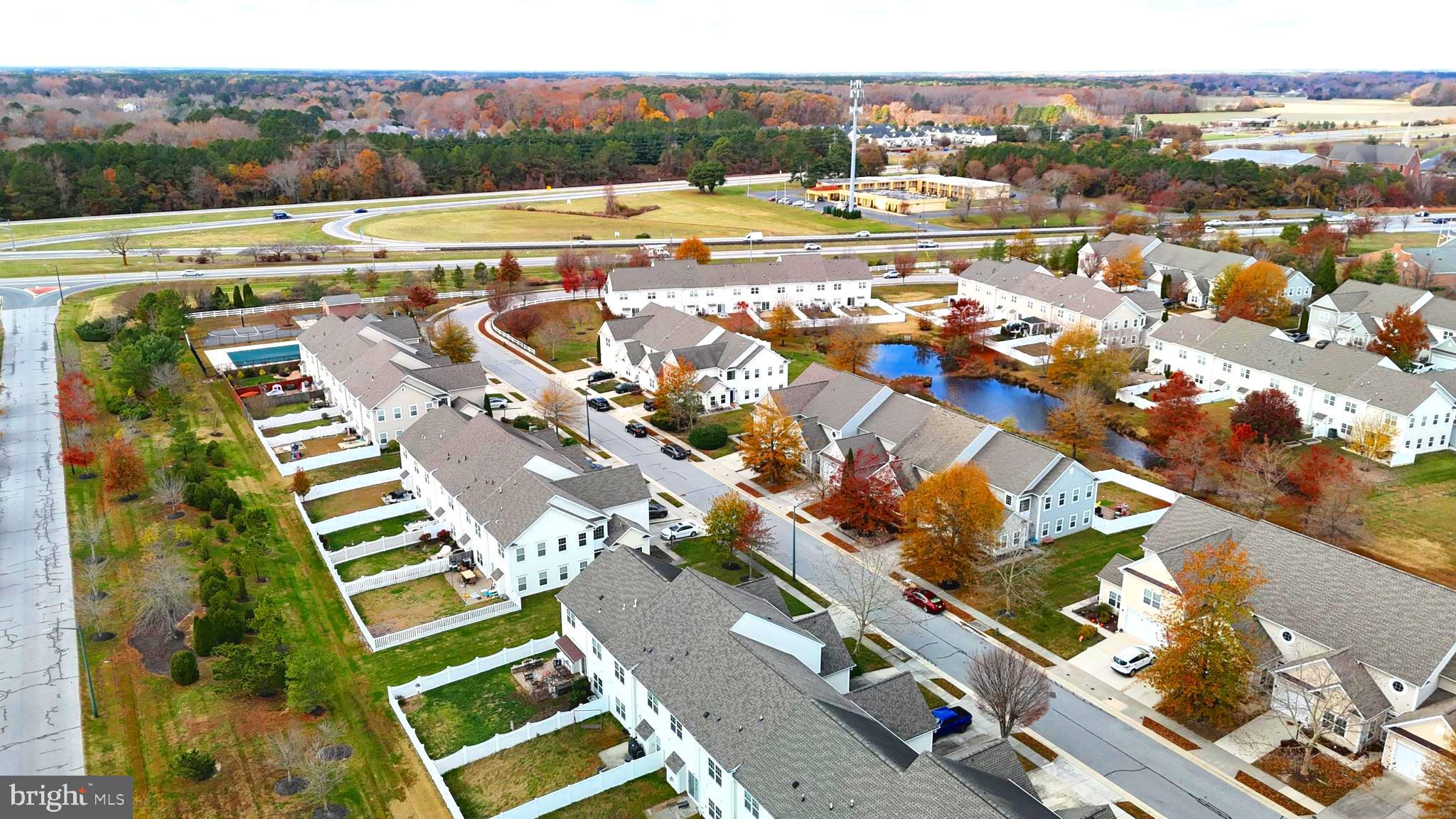 LAKELANDS AT EASTON - Residential