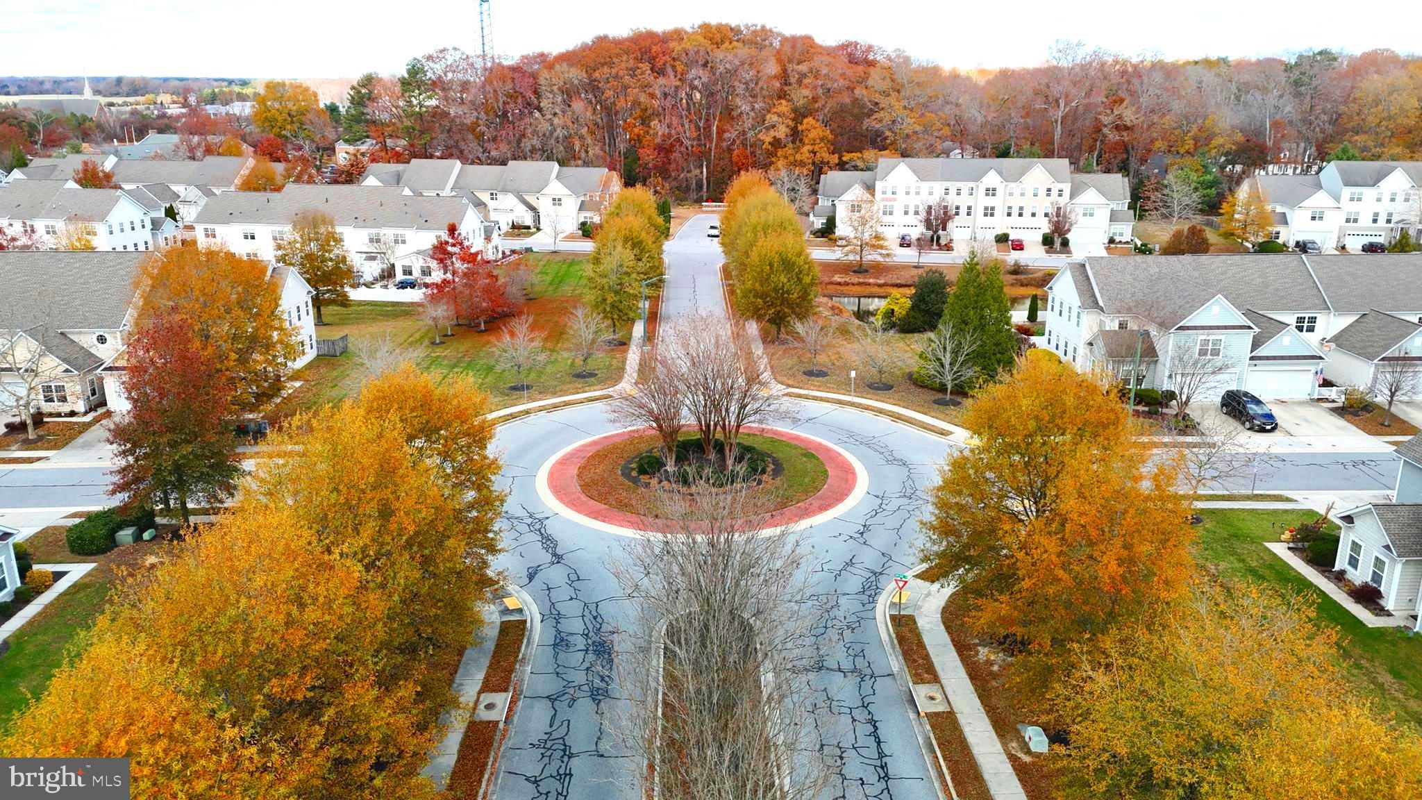 LAKELANDS AT EASTON - Residential