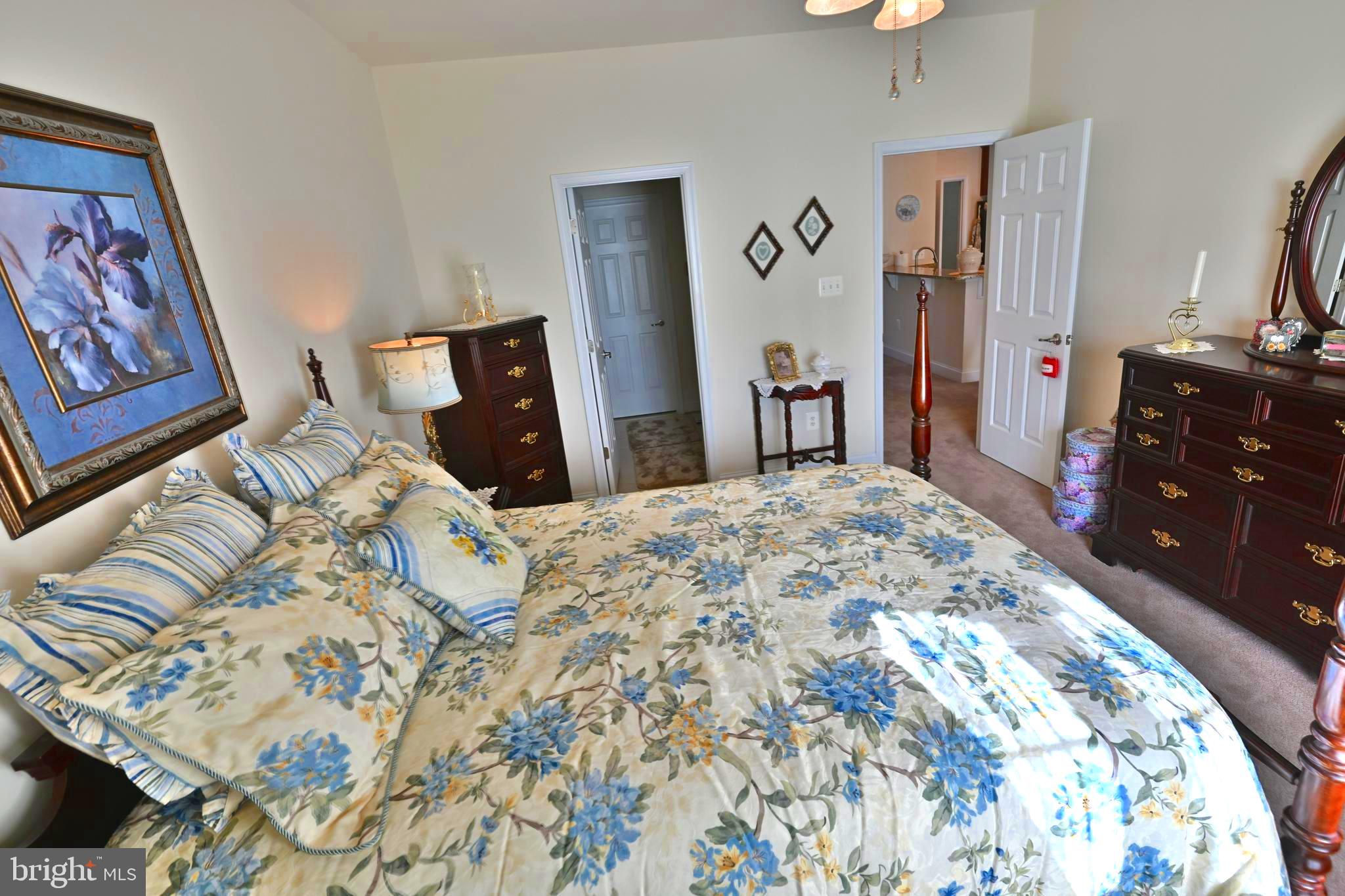 LAKELANDS AT EASTON - Residential