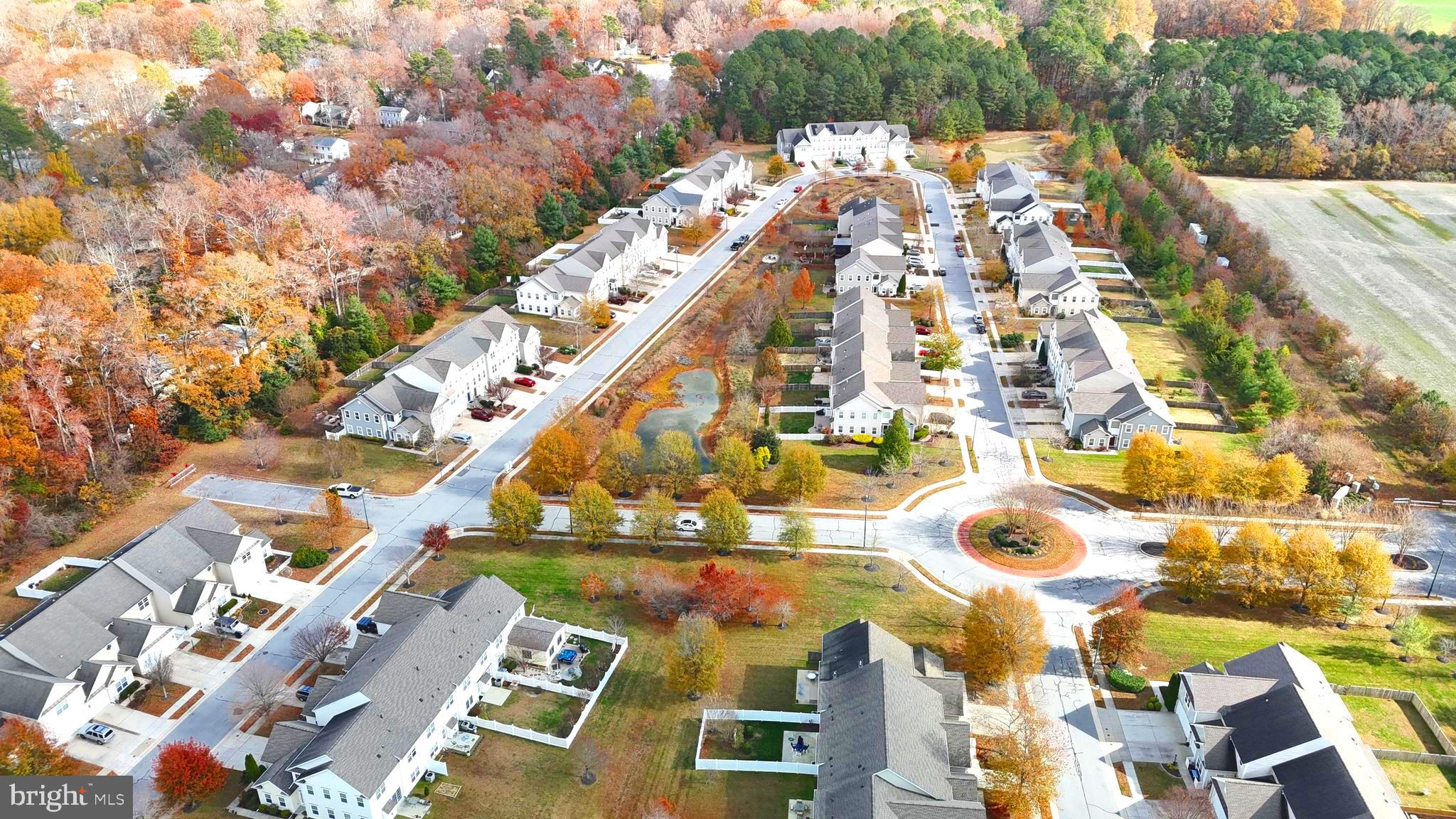 LAKELANDS AT EASTON - Residential