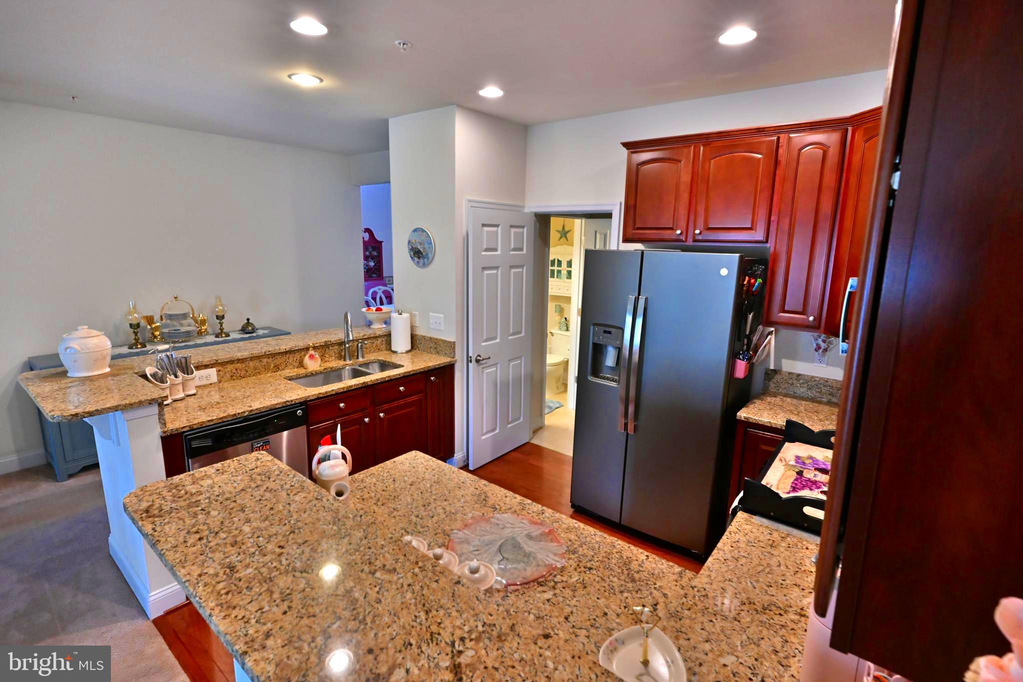 LAKELANDS AT EASTON - Residential