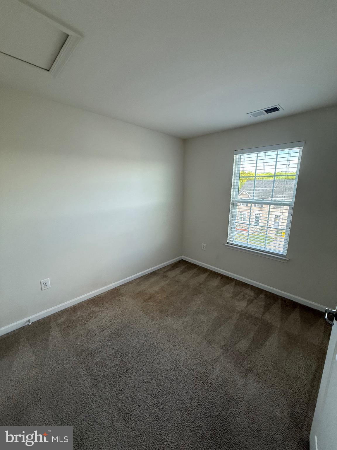 POTOMAC STATION - Residential Lease