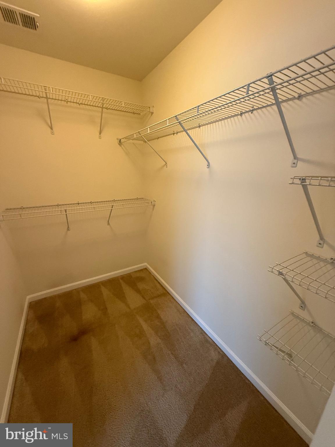 POTOMAC STATION - Residential Lease