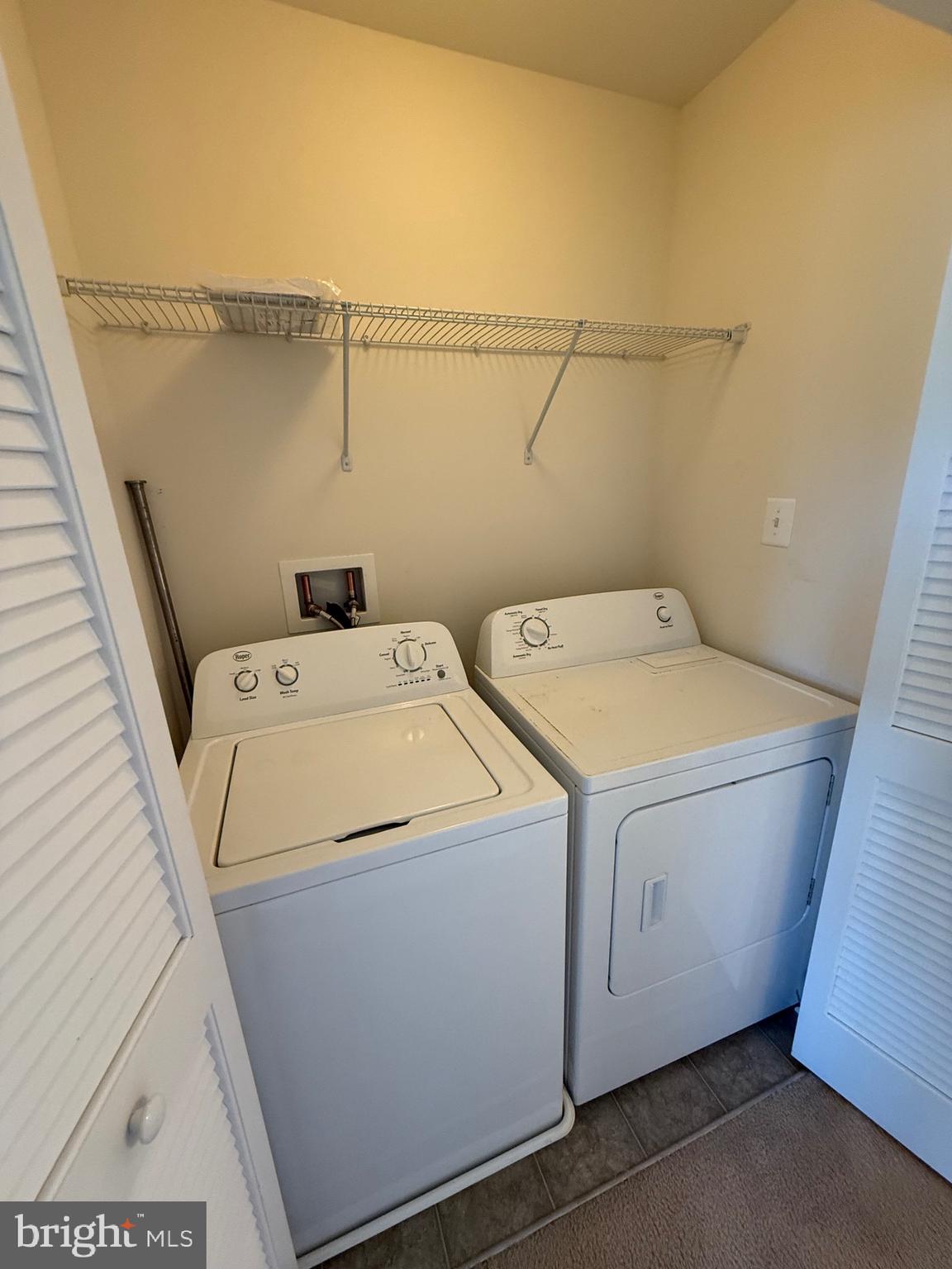 POTOMAC STATION - Residential Lease