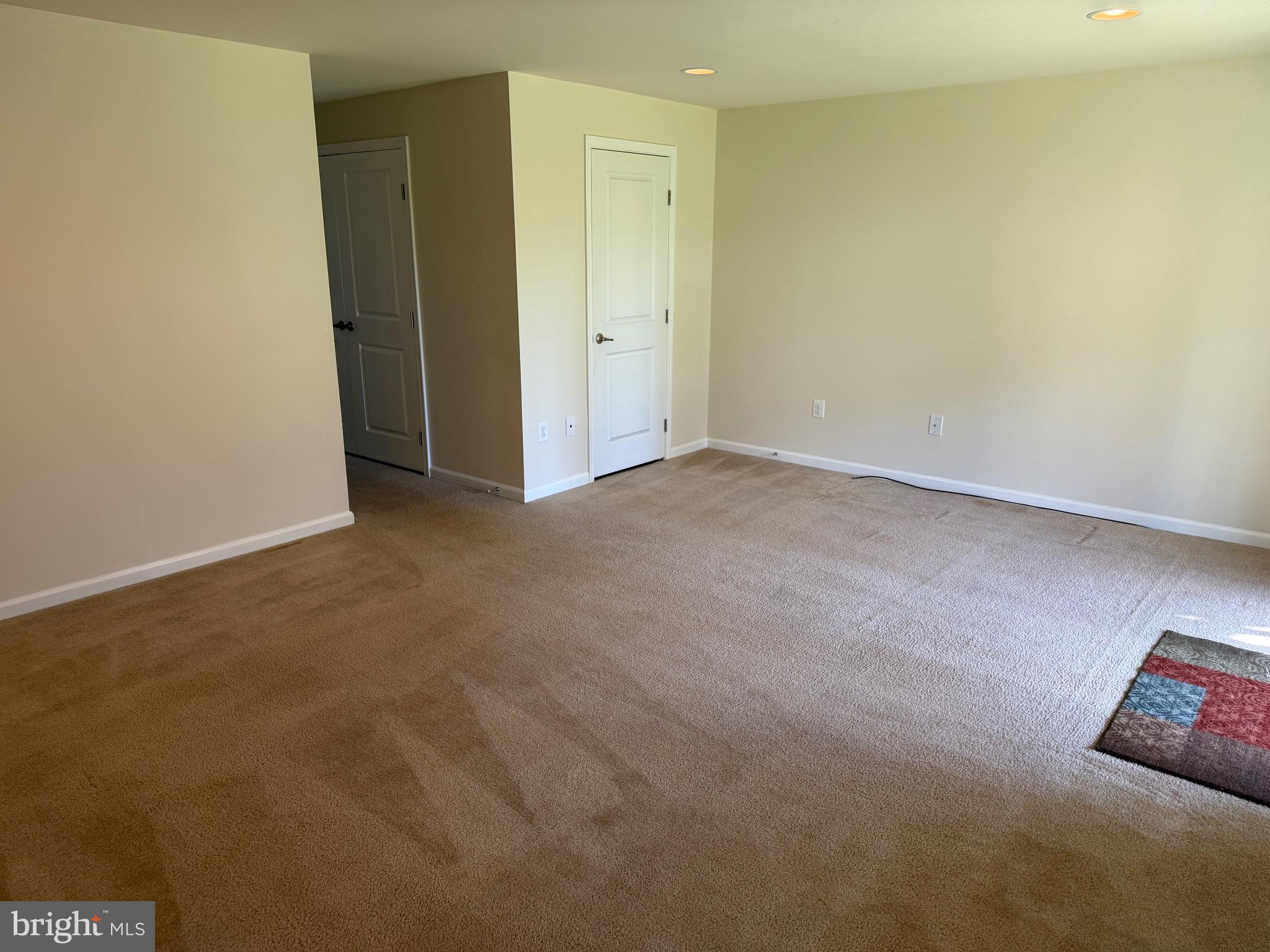 POTOMAC STATION - Residential Lease