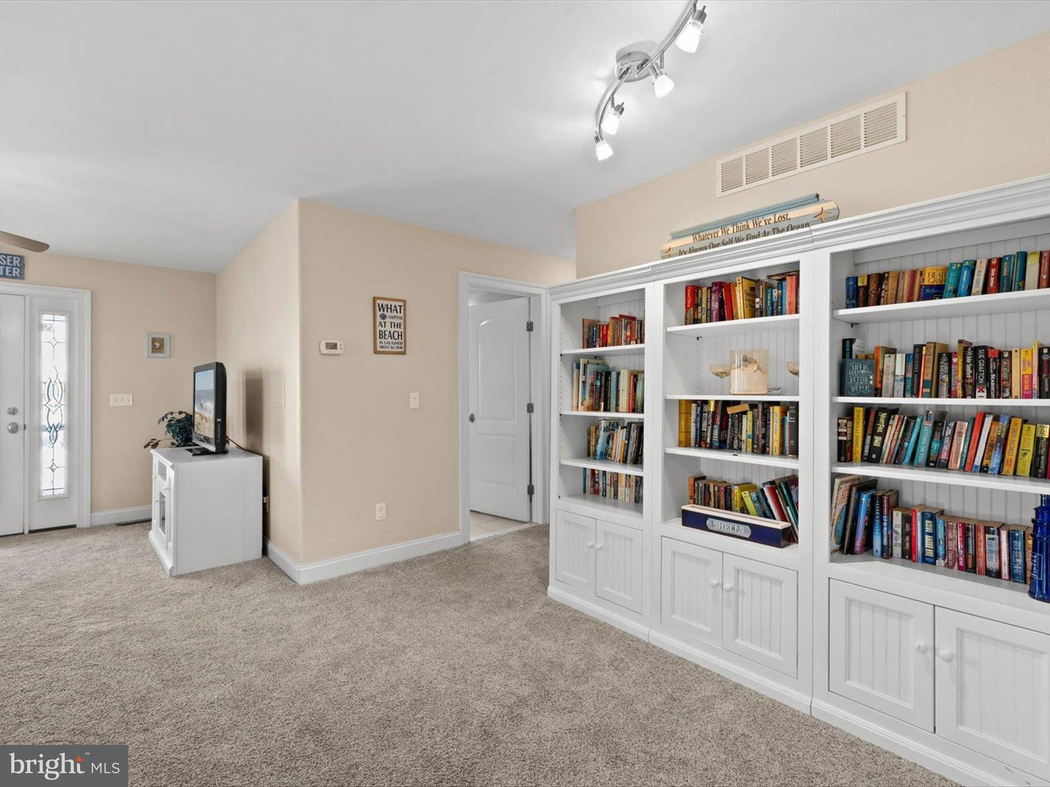 SOUTH BETHANY HARBOR - Residential