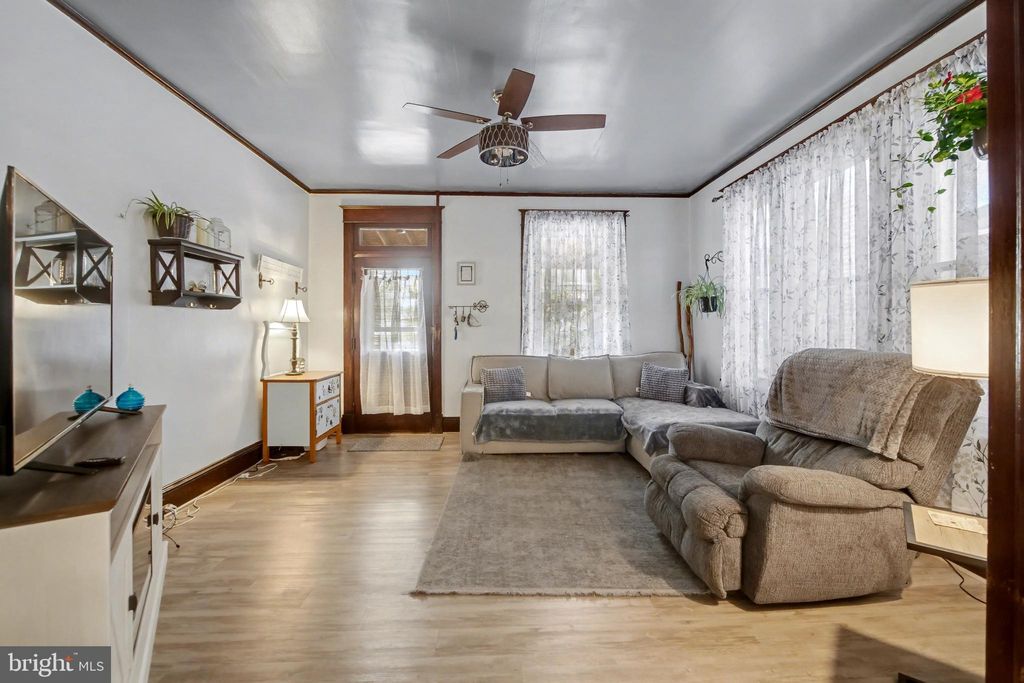 Photo of 545 Mulberry Street N, HAGERSTOWN, MD 21740 (MLS # MDWA2030694)