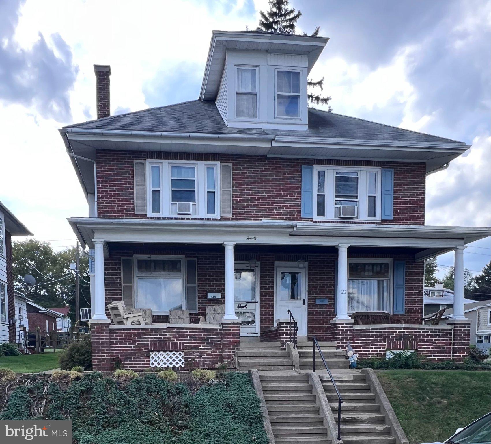 20 INTERVILLA AVENUE