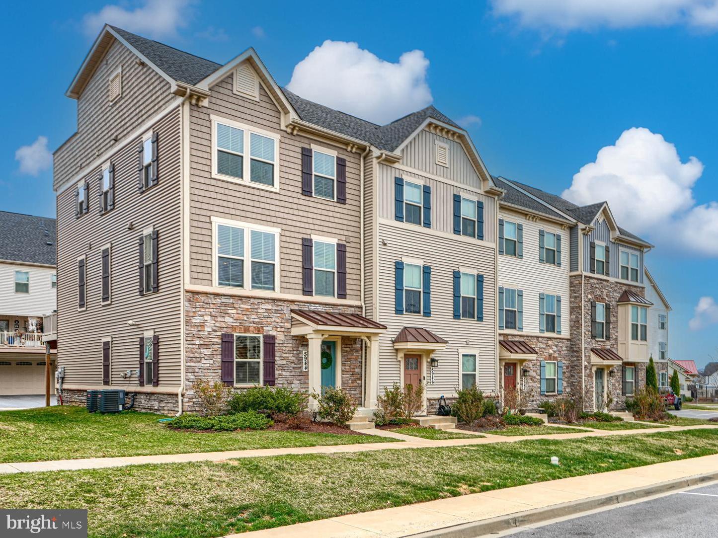 LAKE LINGANORE OAKDALE - Residential