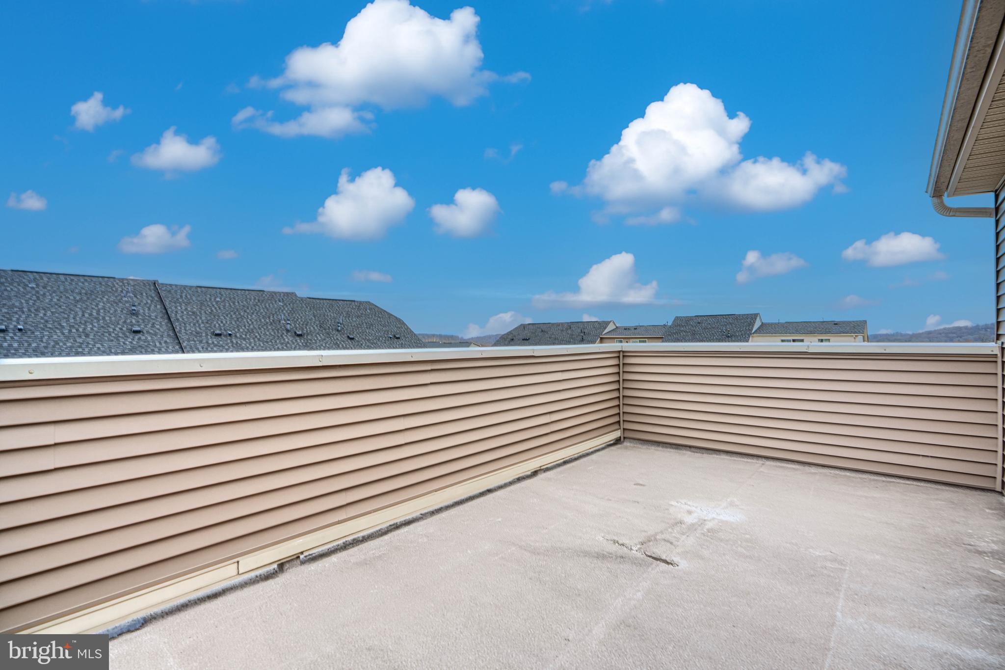 LAKE LINGANORE OAKDALE - Residential