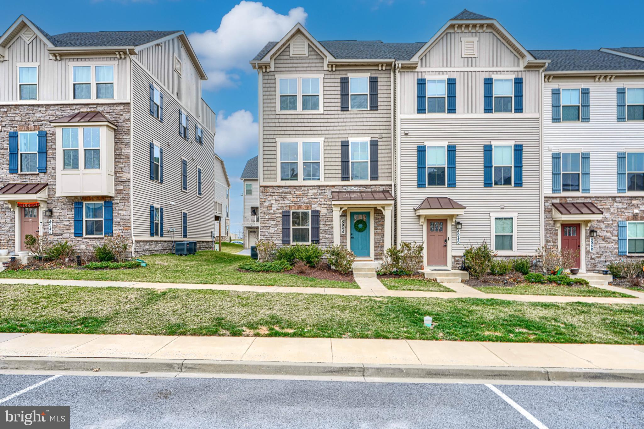 5944 TOMAHAWK STREET