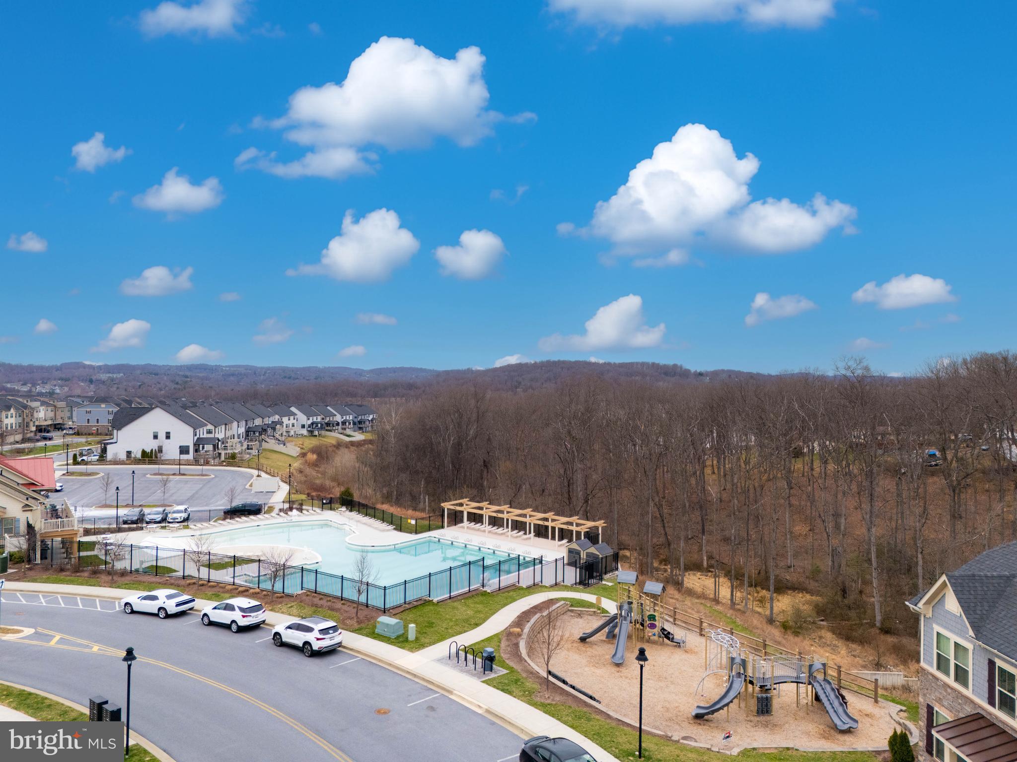 5944 TOMAHAWK STREET