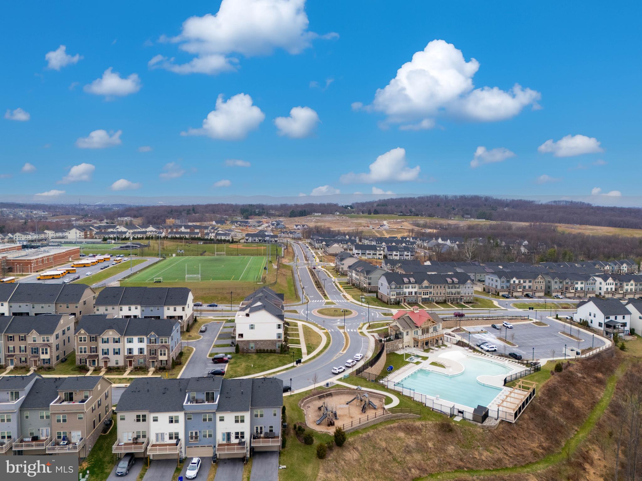 LAKE LINGANORE OAKDALE - Residential