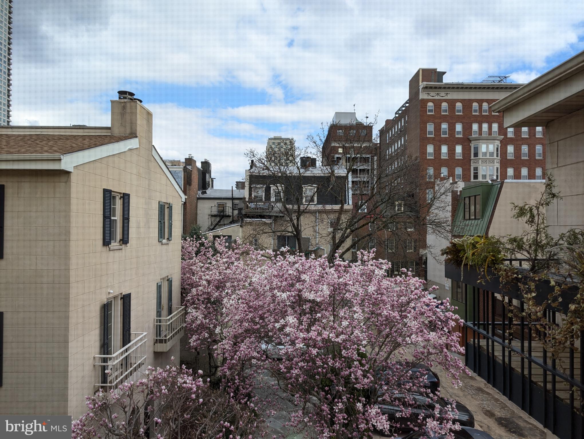 WASHINGTON SQ WEST - Residential