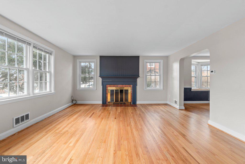 LOCH RAVEN MANOR - Residential