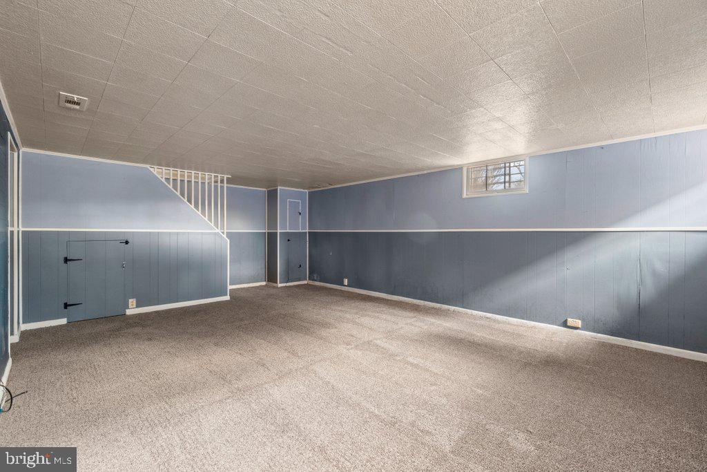 LOCH RAVEN MANOR - Residential