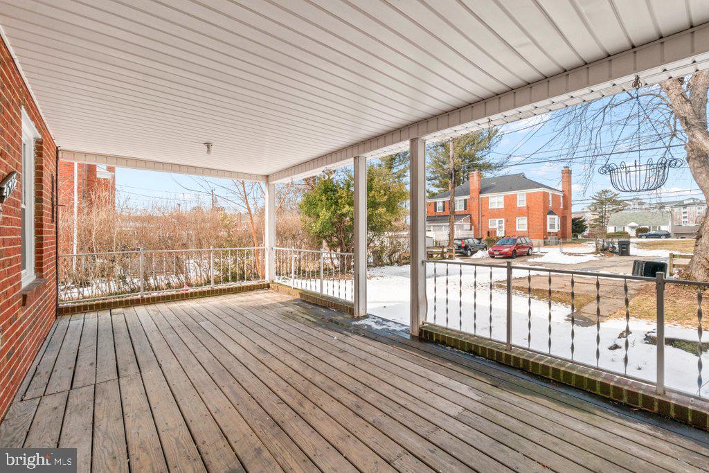 LOCH RAVEN MANOR - Residential