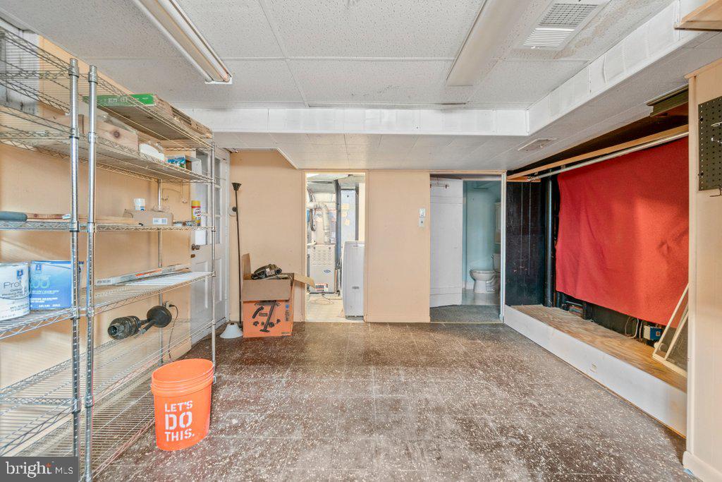 LOCH RAVEN MANOR - Residential