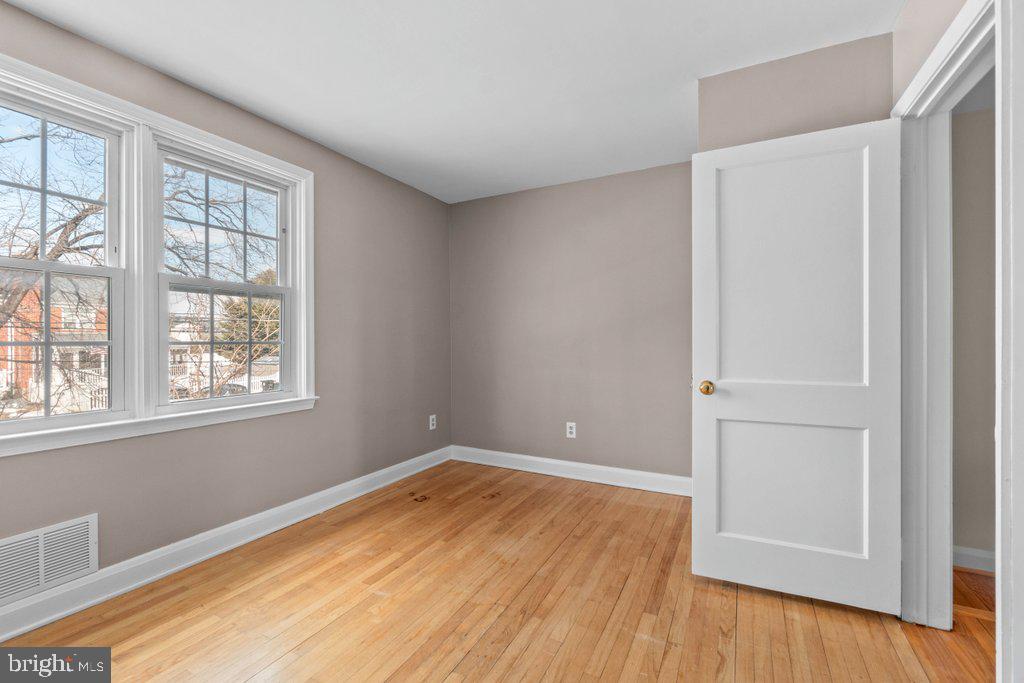 LOCH RAVEN MANOR - Residential