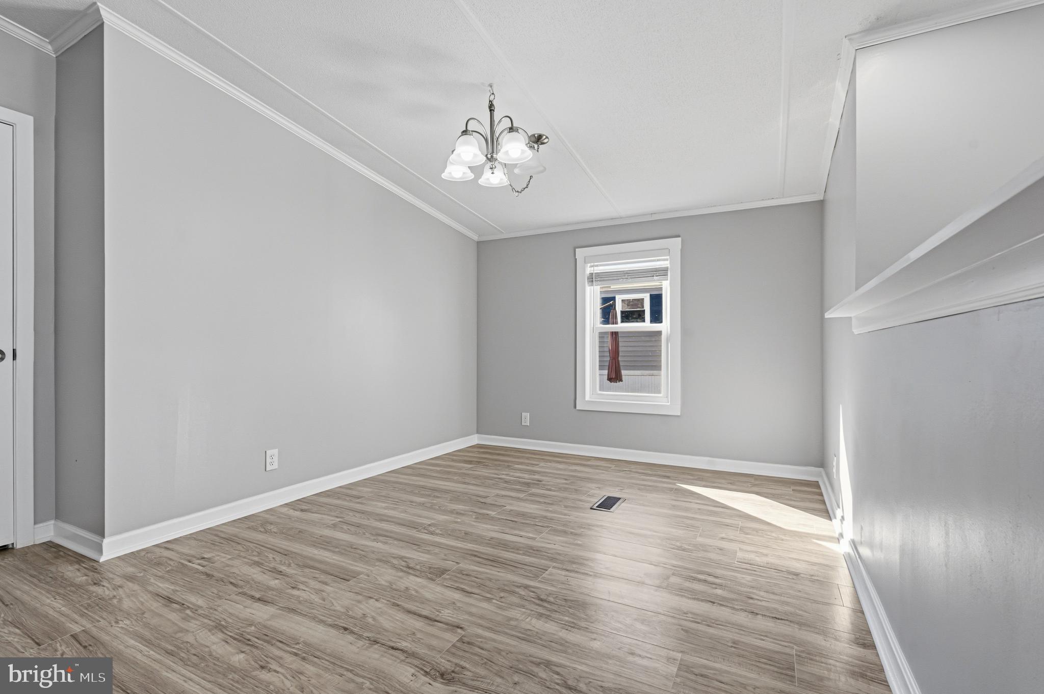 BISCAYNE BAY VILLAGE - Residential