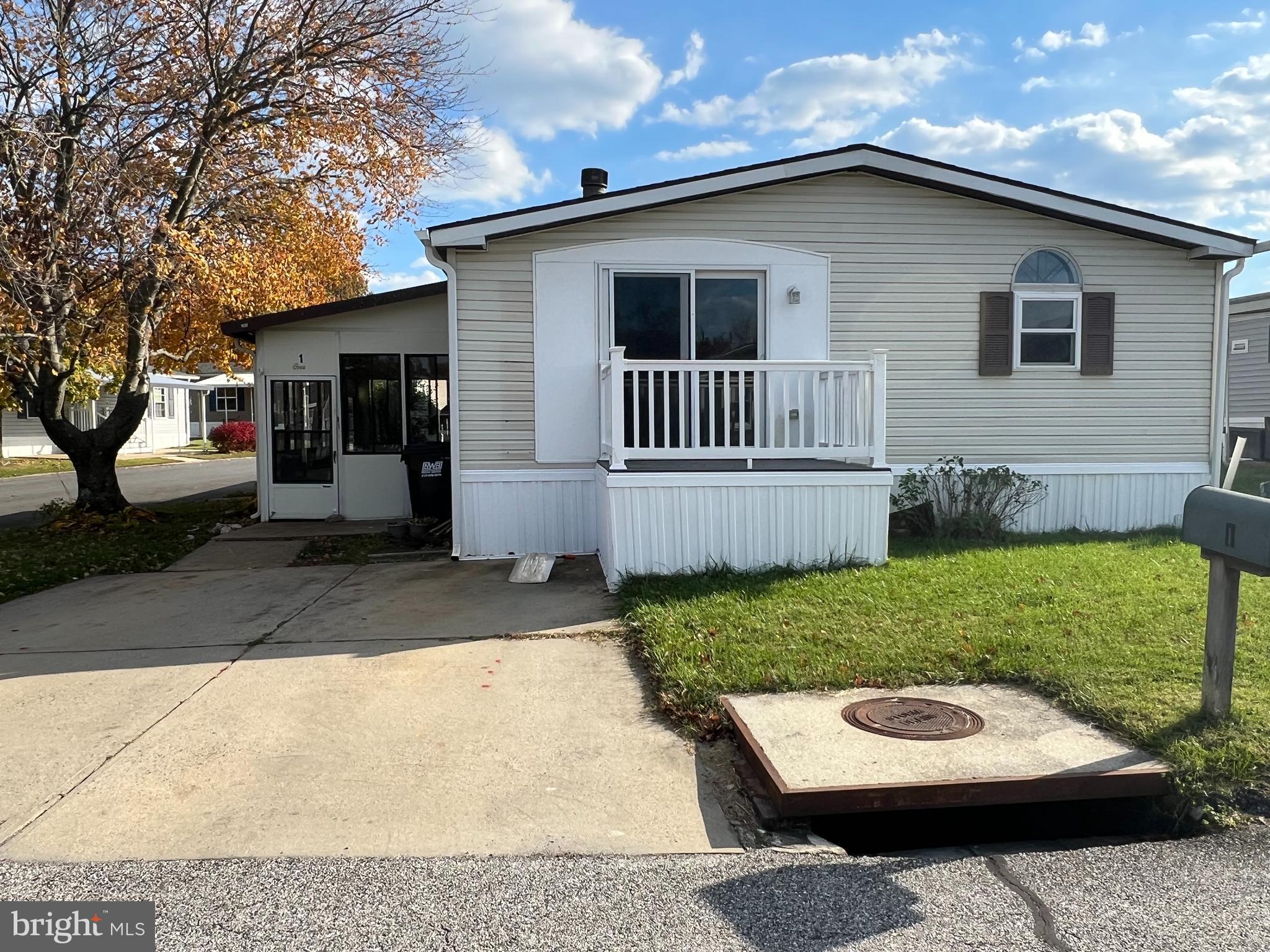 BISCAYNE BAY VILLAGE - Residential