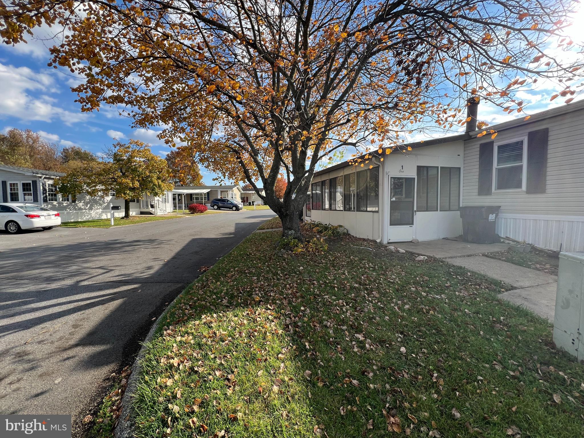 BISCAYNE BAY VILLAGE - Residential