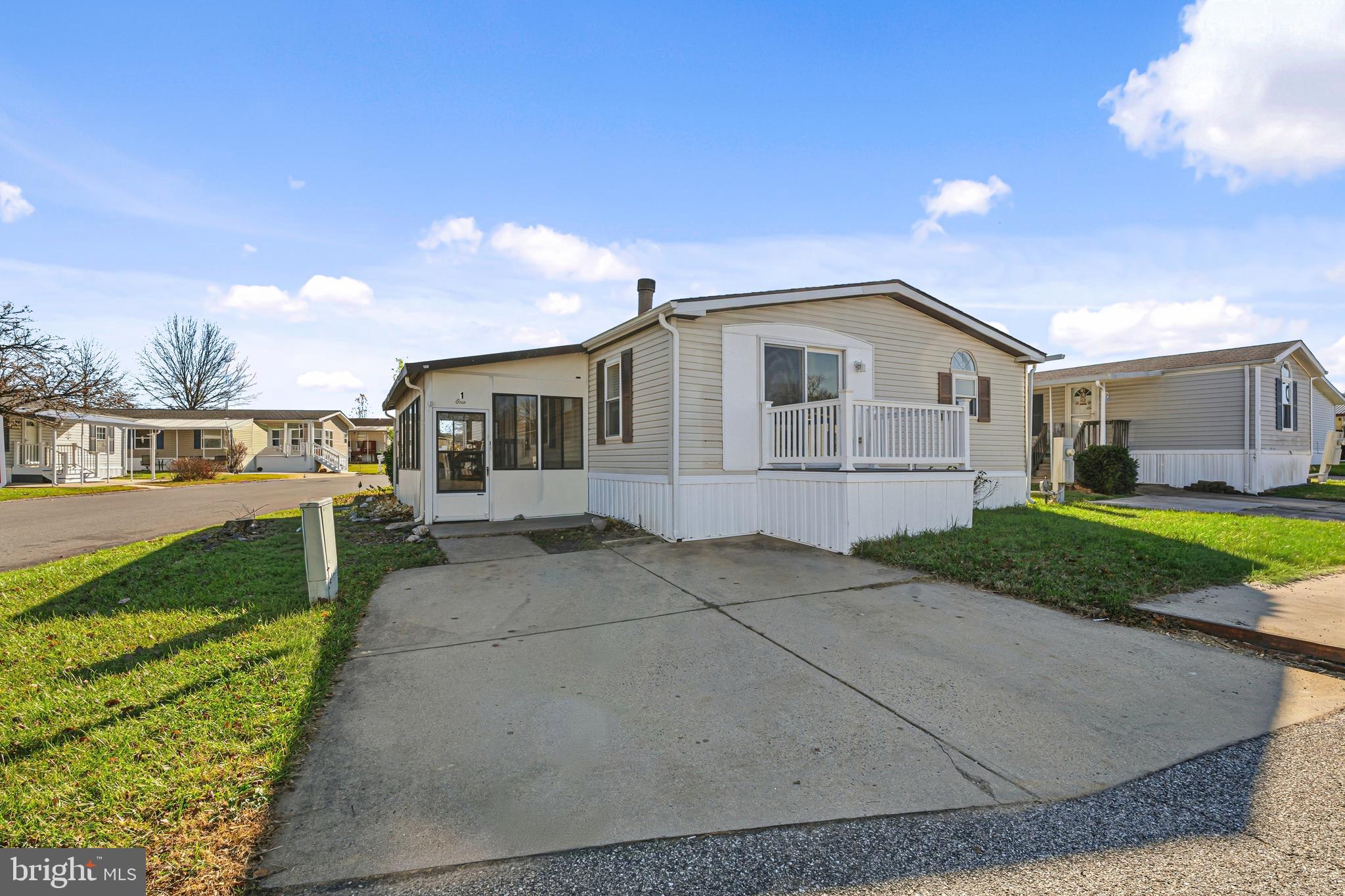 BISCAYNE BAY VILLAGE - Residential