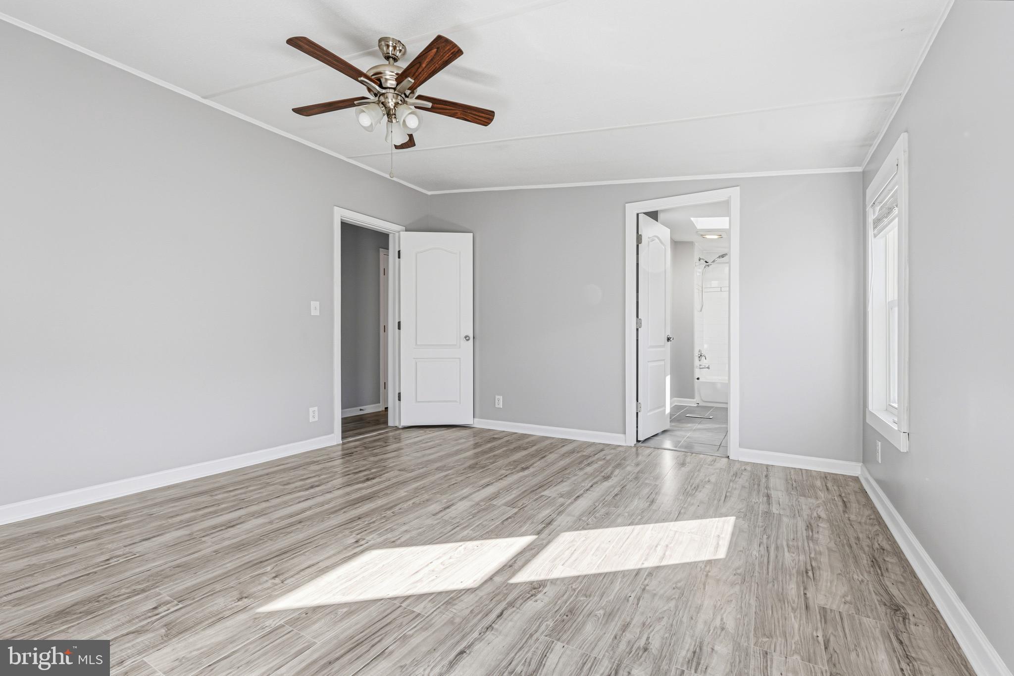 BISCAYNE BAY VILLAGE - Residential