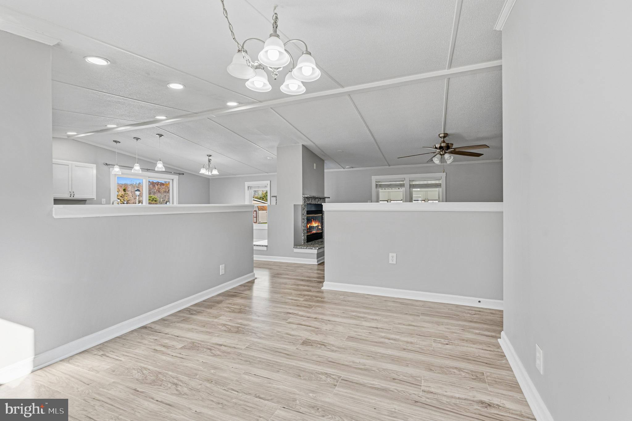 BISCAYNE BAY VILLAGE - Residential