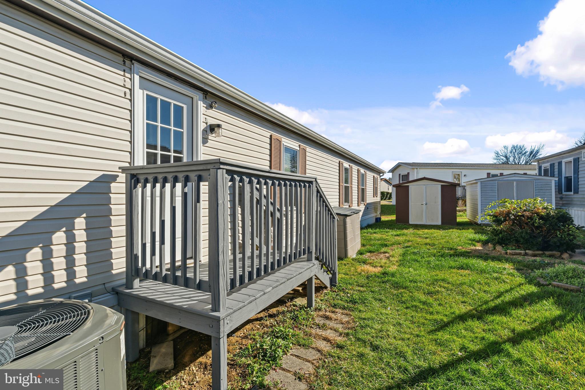 BISCAYNE BAY VILLAGE - Residential