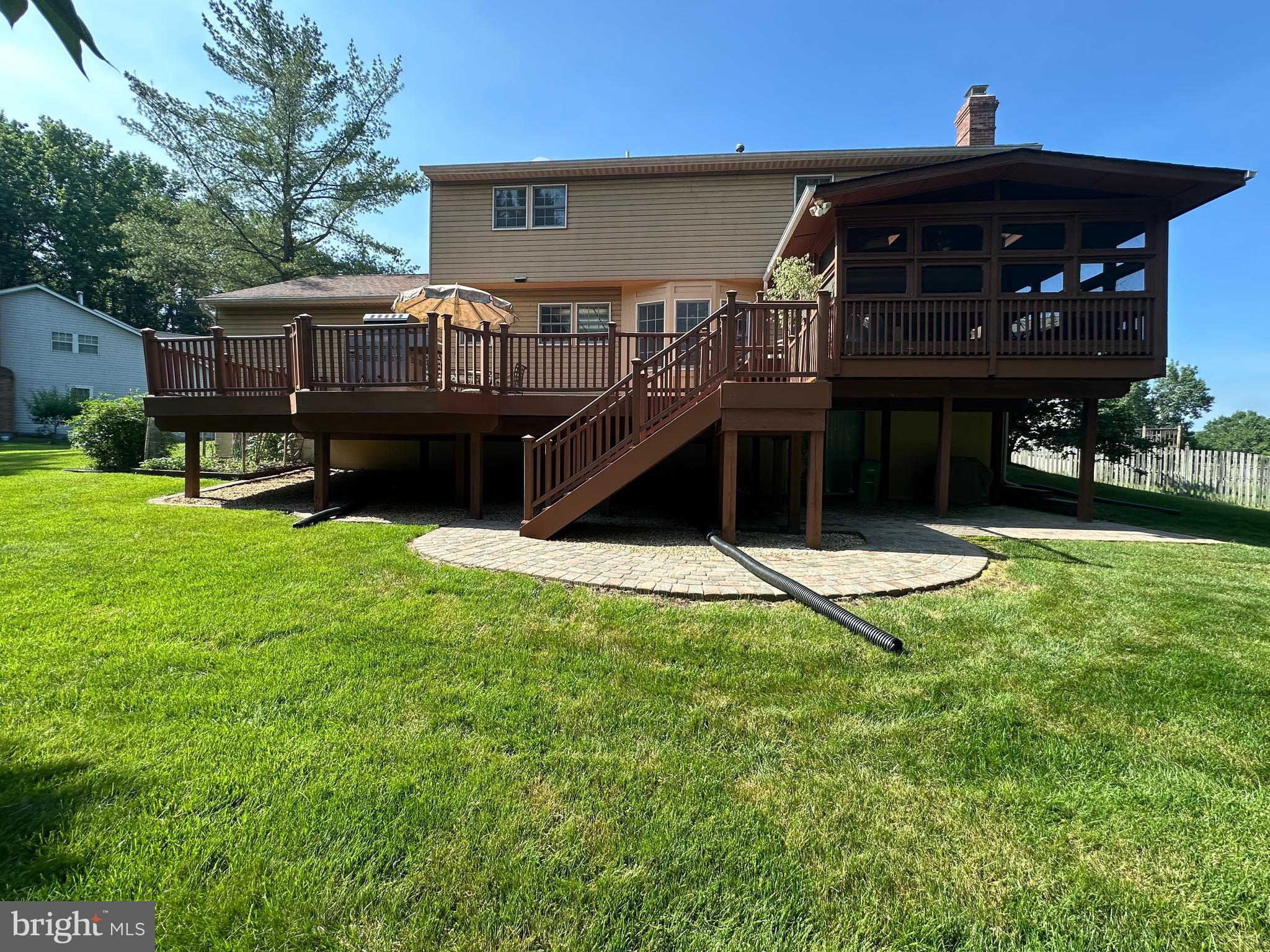 8101 BLAKE COURT