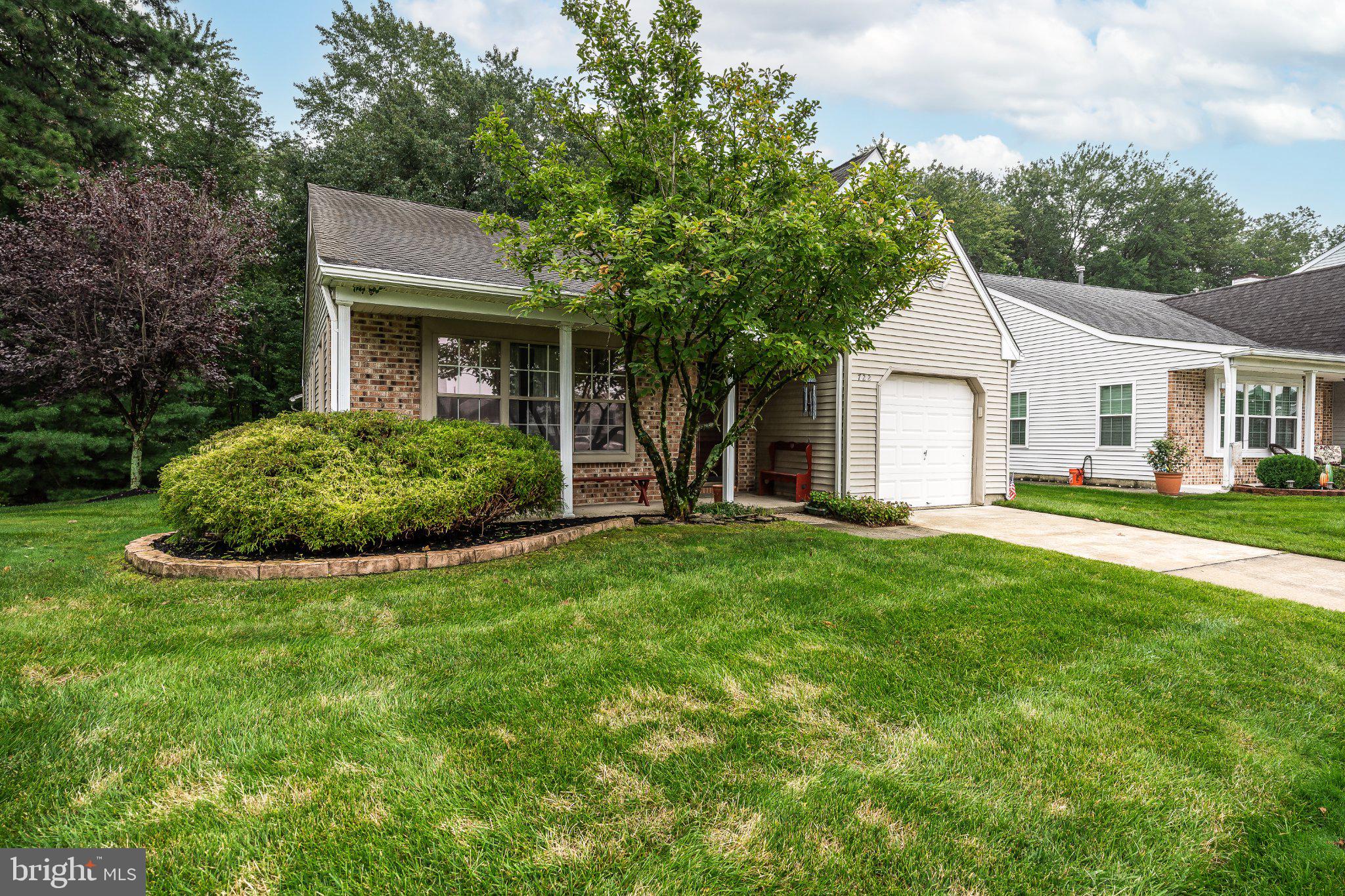 722 BORDEAUX COURT