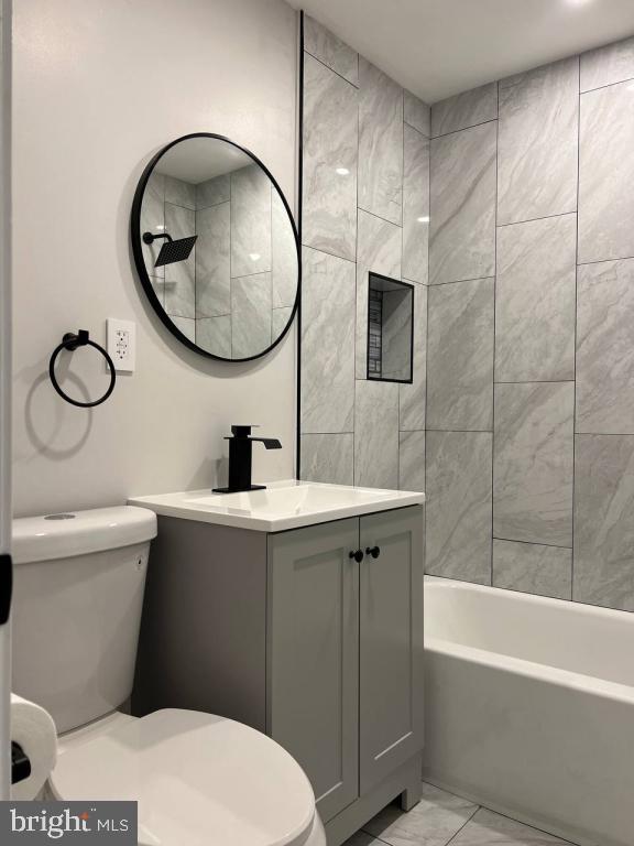 GREENWICH HILL - Residential