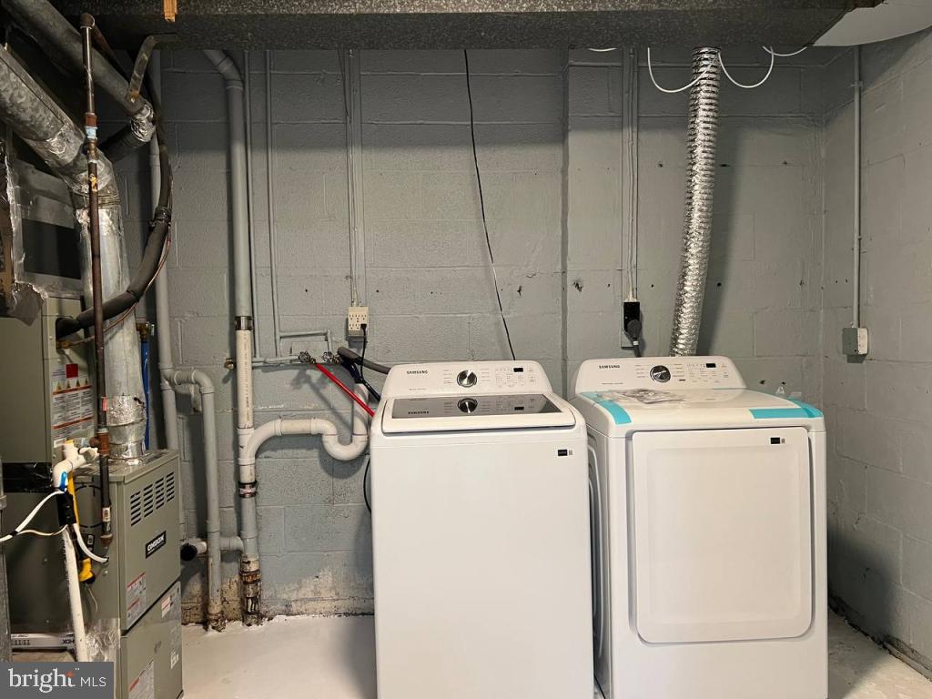 GREENWICH HILL - Residential