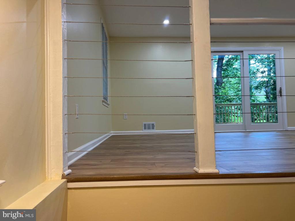 GREENWICH HILL - Residential