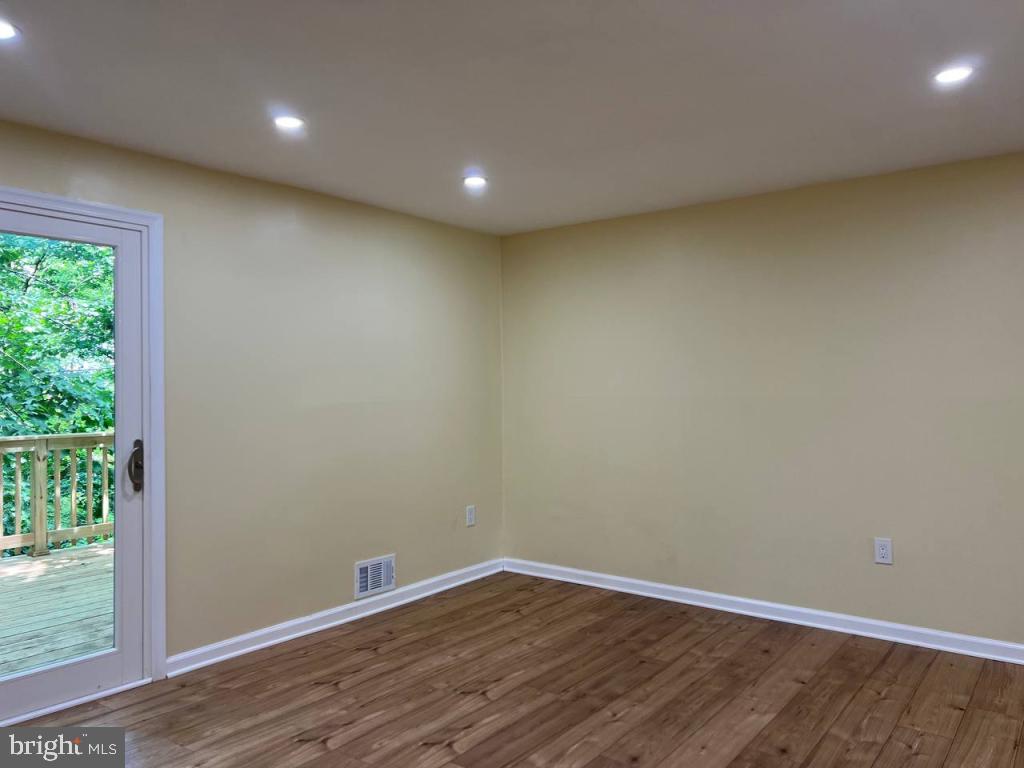 GREENWICH HILL - Residential