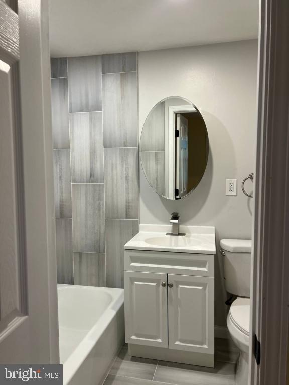 GREENWICH HILL - Residential