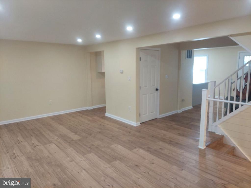 GREENWICH HILL - Residential