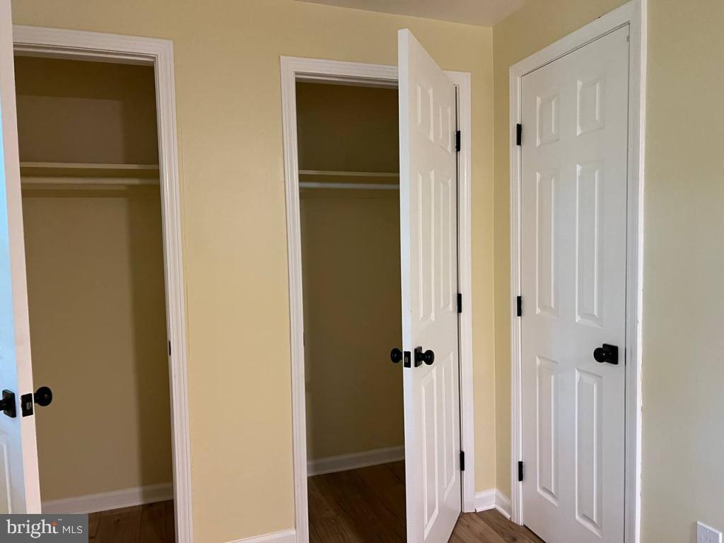 GREENWICH HILL - Residential