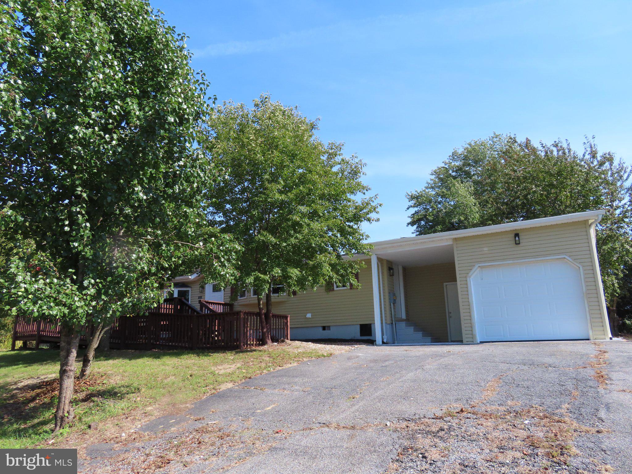 100 E HOLLY DRIVE